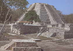 Die Castillo-Pyramide in Mayapan